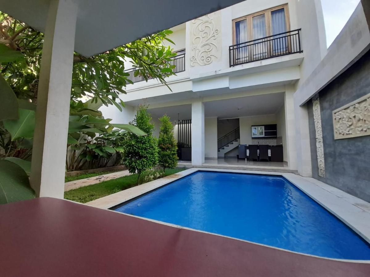Villa The Kayuputih à Lovina Beach Extérieur photo